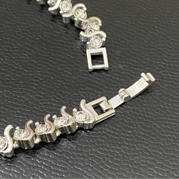 Unsigned Silver-tone CZ 7.5” Tennis Bracelet 19.6g - Picture 14 of 14